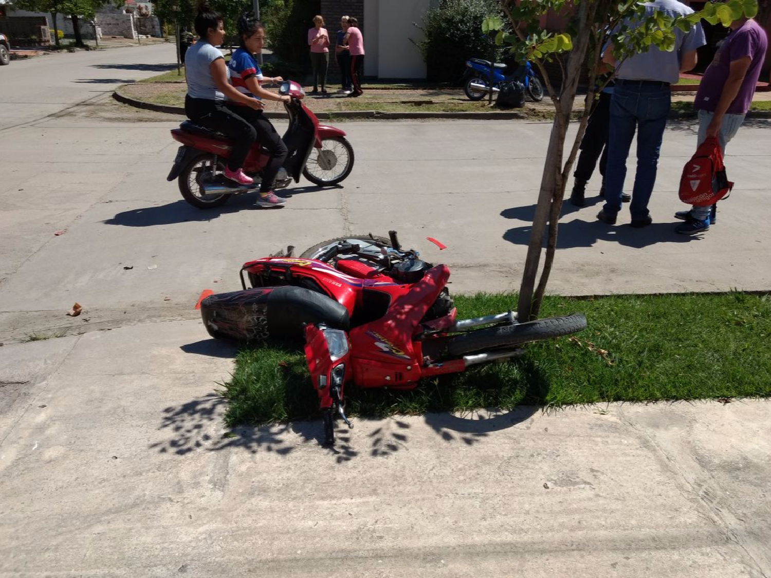 Alumno resultó lesionado en accidente a la salida de clase   