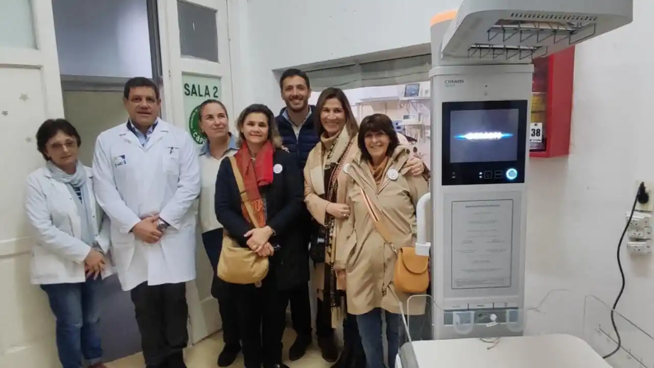 El Hospital Centenario incorporó una nueva servocuna para los bebés recién nacidos