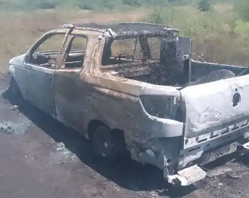 Villafañe: una familia se salvó tras incendiarse su camioneta