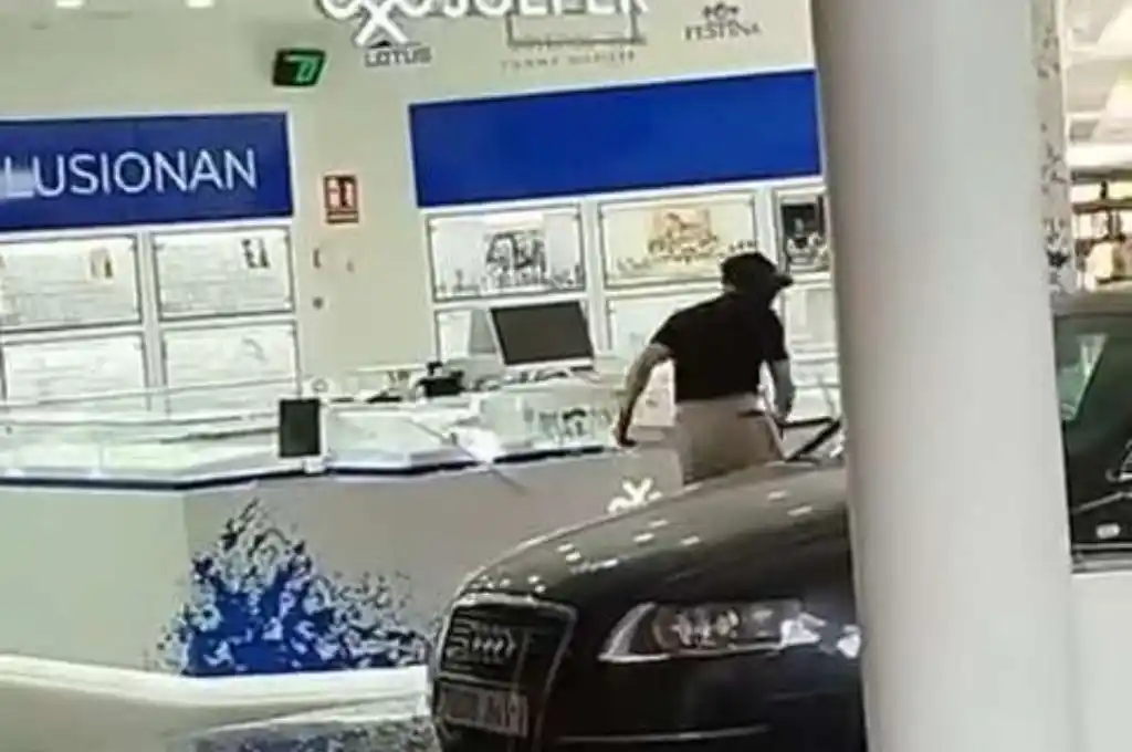 Robo armado en una joyería