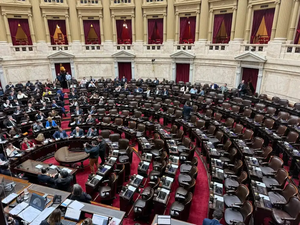 La oposición no llegó al quórum - 6