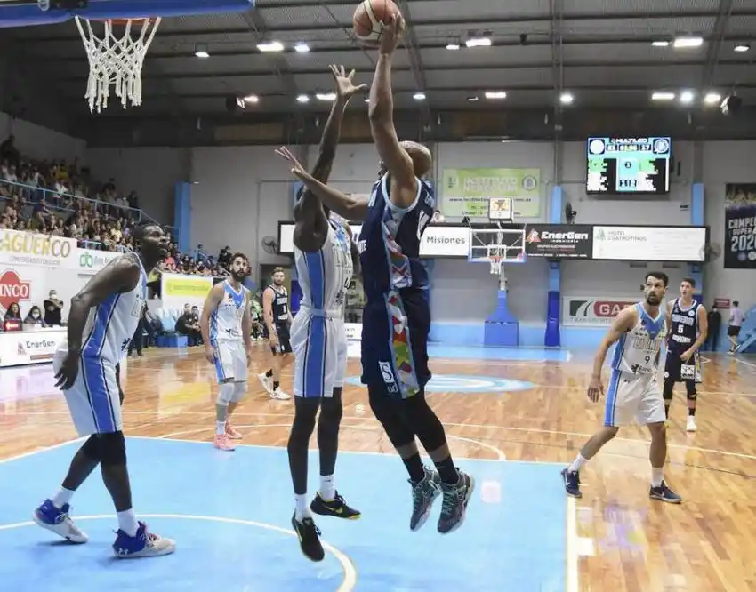 Oberá se quedó con un intenso duelo ante La Unión