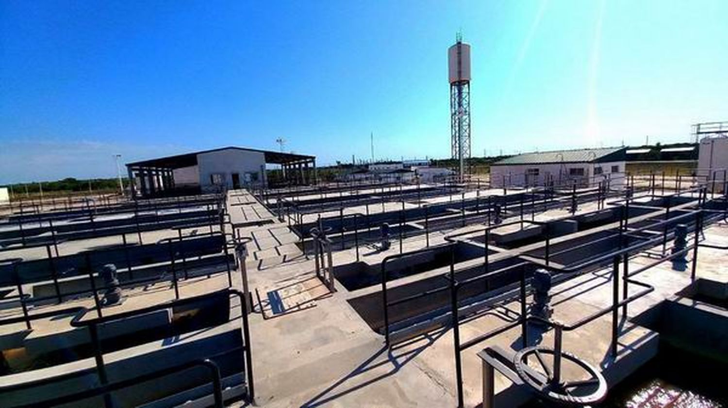 Clorindenses celebran que la nueva planta 
de agua potable ya está en funcionamiento