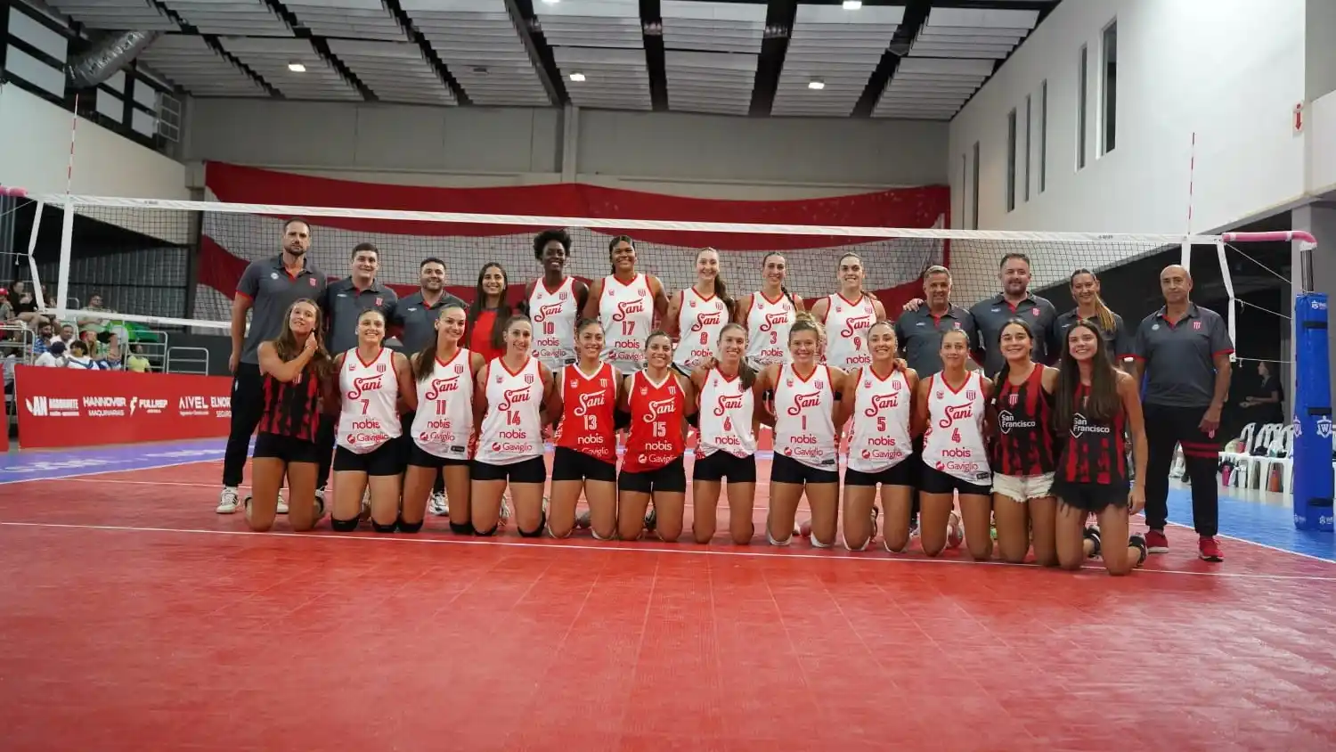 Pese a la derrota estan entre las 8 mejores