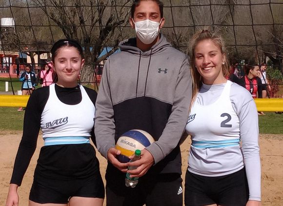 Juegos Bonaerenses 2021: en beach vóley, Albertina Rimasa y Milagros Tagliatore llegaron a Mar del Plata