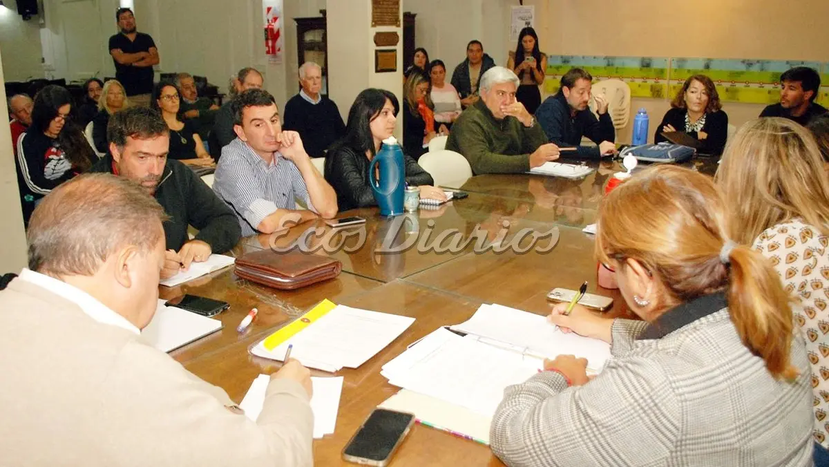 Discusión. Sobre la propuesta del Ejecutivo continuó en la jornada de ayer