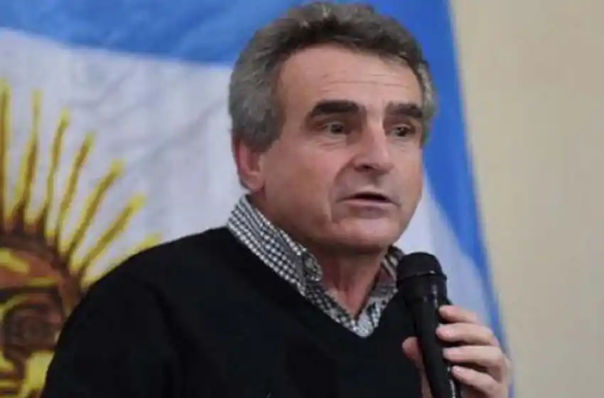 “No voy a ser candidato”, dijo Agustín Rossi tras el anuncio de Cristina