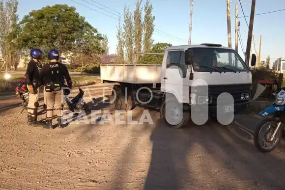 Se salvó de milagro: lo chocó un camión y tuvo que ser llevado al Hospital 
