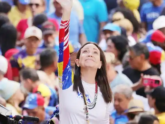 Milei felicitó a María Corina Machado por su consagración con el Nobel de la Paz