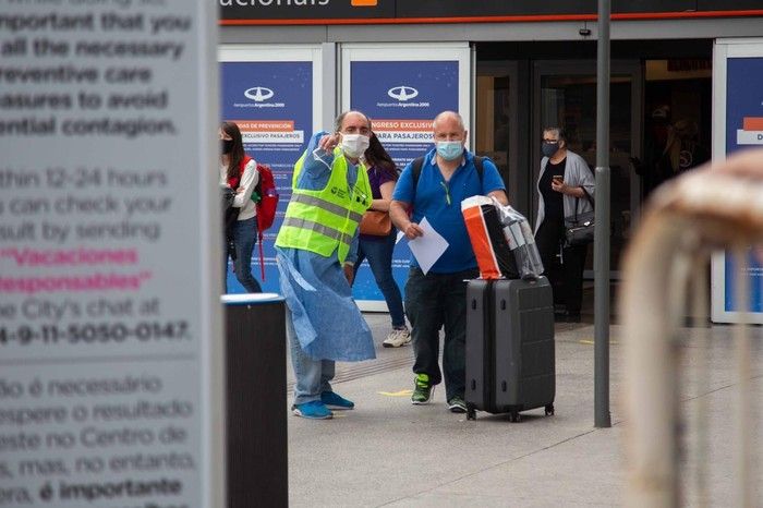Cierre de fronteras, vuelos suspendidos y controles: Cuáles son las medidas que rigen hasta el 9 de julio