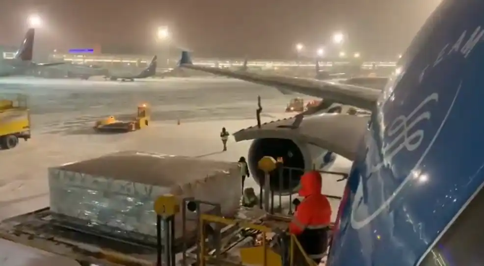 Esta tarde llega el cuarto vuelo desde Rusia con 400.000 dosis de la vacuna Sputnik V