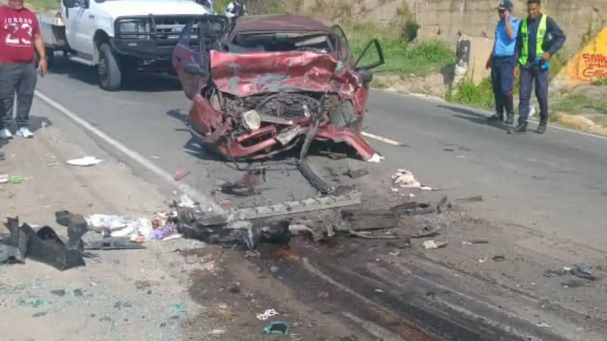 Aparatoso accidente en La Guaira deja 2 fallecidos (+ Fotos)