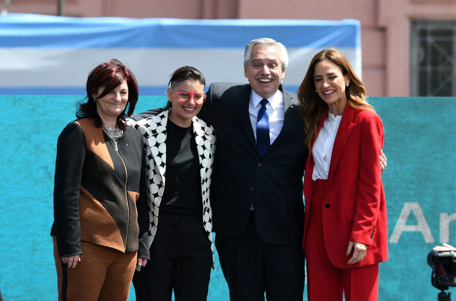 El Presidente tomó juramento a las nuevas ministras de Trabajo, Desarrollo Social y Mujeres