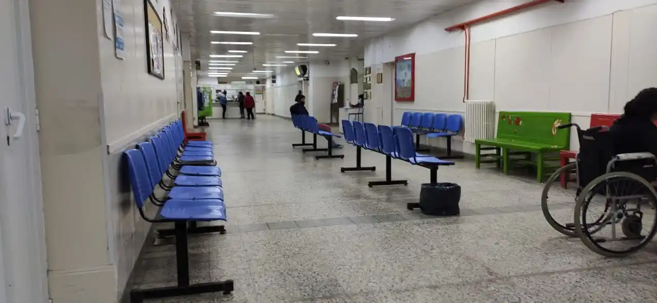 Baja la ocupación de camas y de casos activos