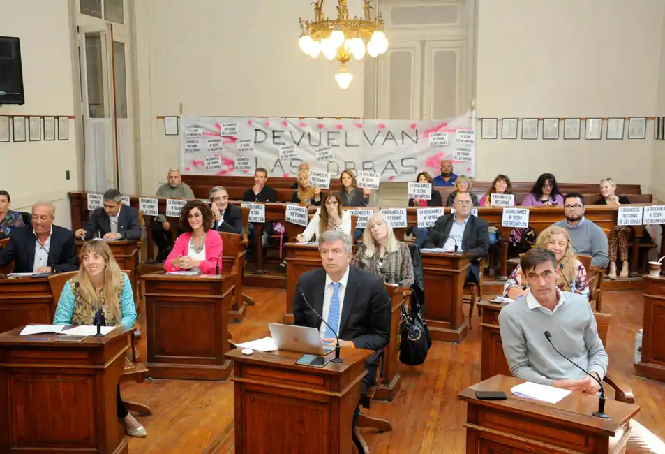 La oposición no logró imponer su proyecto sobre la restitución de las obras del Mumbat