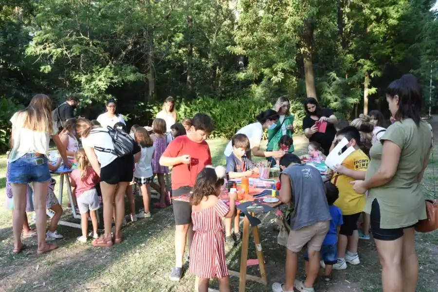 Verano Acá comienza con un encuentro en el Bosquecito Besaccia