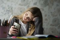 Presentaron proyecto de ley que busca prevenir el impacto nocivo de las redes sociales en adolescentes