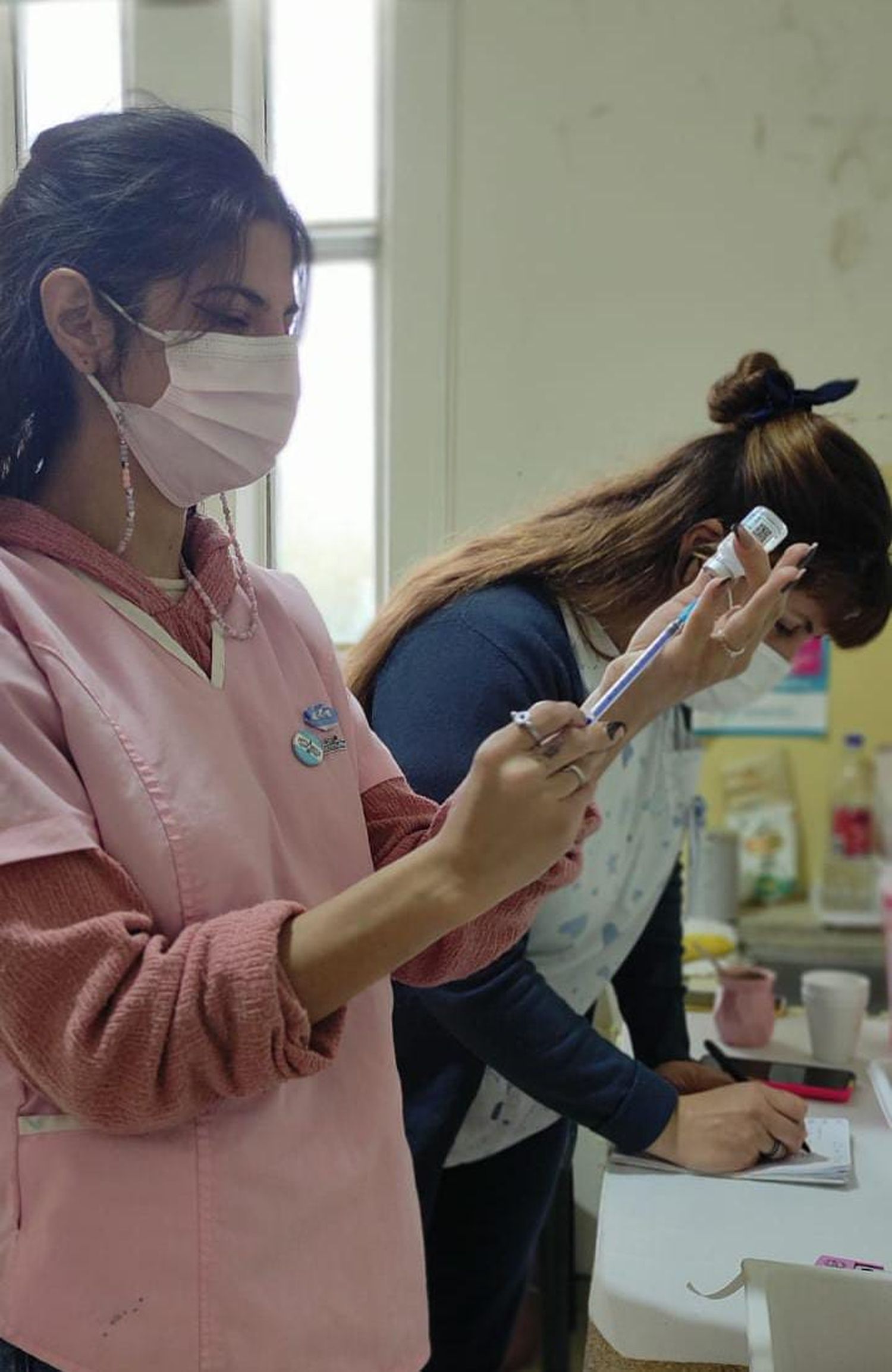 Mayores de 50 años pueden aplicarse la quinta dosis contra el coronavirus en territorio bonaerense