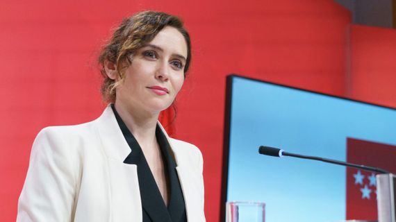 La fiscalía investiga a la líder de Madrid por irregularidades