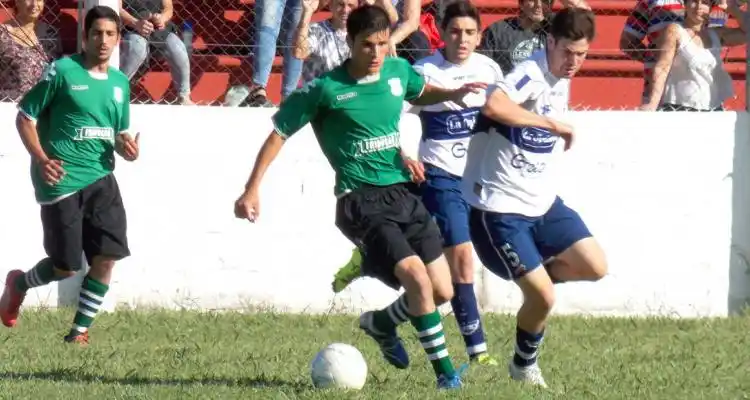Mitre y Sportivo a la final