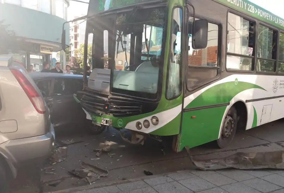 El hecho ocurrió en Sarmiento y Castelli, zona de la Vieja Terminal.