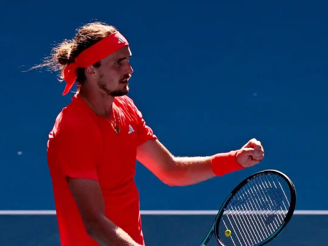 Alexander Zverev avanza con paso firme en el US Open