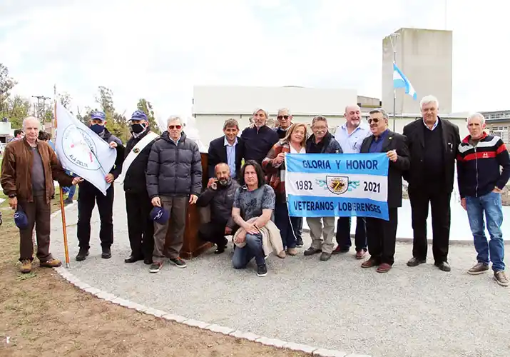 Fue inaugurada en Lobería la plaza Héroes de Malvinas