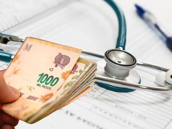 Las prepagas se preparan para aplicar en mayo menores aumentos a los anunciados