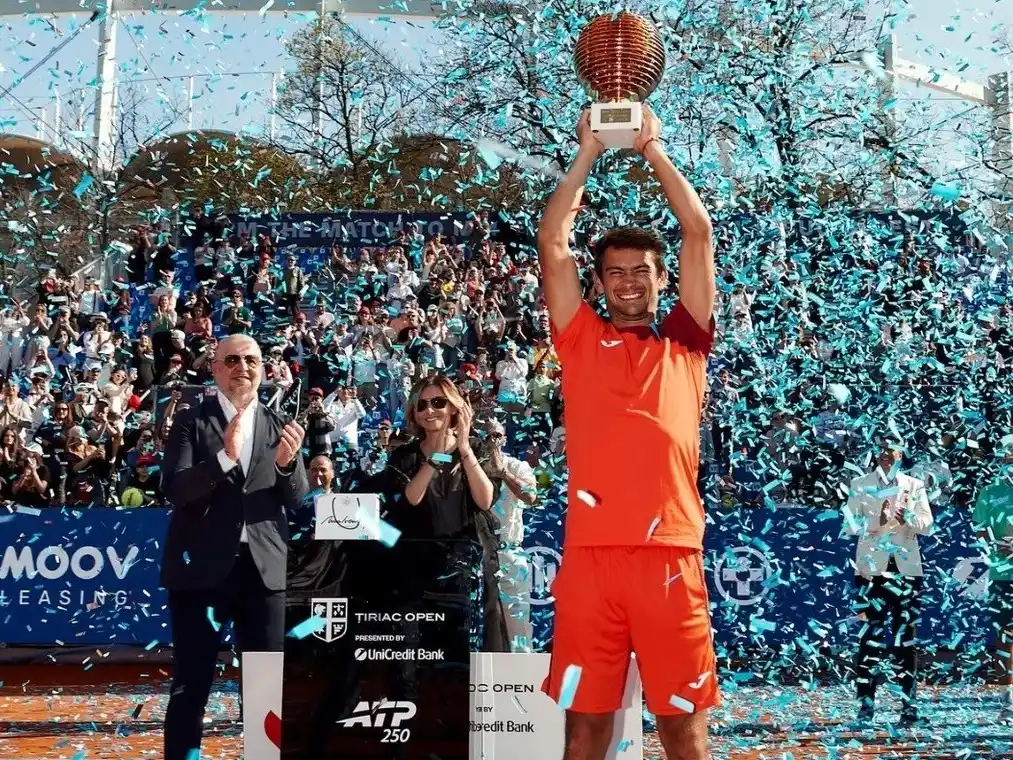 Mariano Navone ganó su primer título ATP: se consagró en Bucarest tras vencer a Daniel Mérida