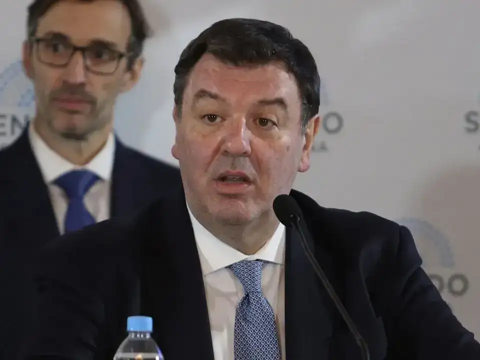 El juez Ariel Lijo defendiendo su candidatura para integrar la Corte Suprema en el Congreso.