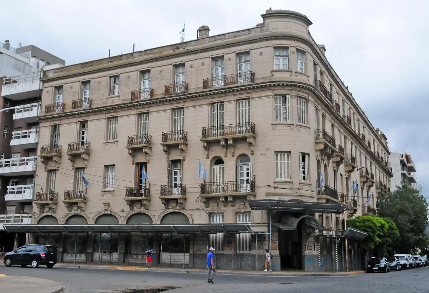 La charla se llevará a cabo en el Aula Magna del Rectorado, ubicada en la intersección de Pinto y Chacabuco.