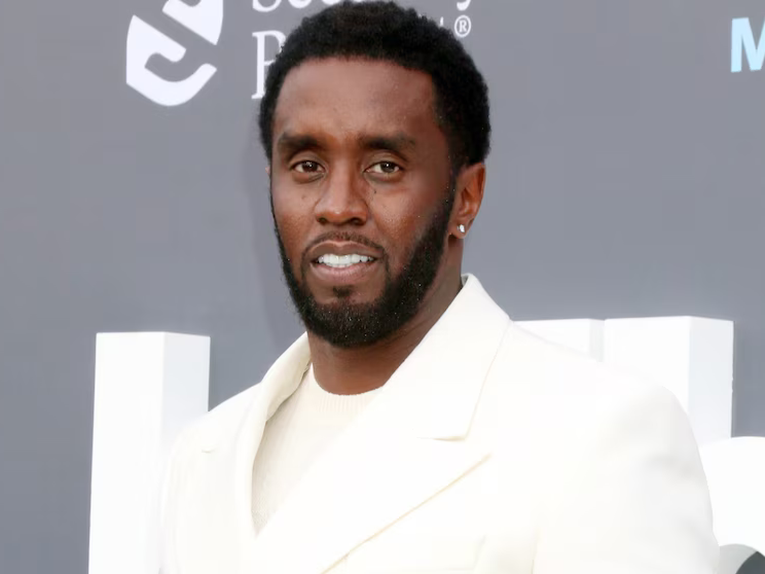 Diddy, hallado culpable por transporte con fines de prostitución