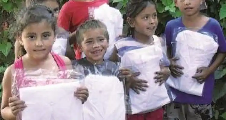 Guardapolvos para chicos de primaria