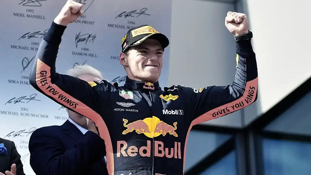 Verstappen gana el GP de Abu Dhabi, la última carrera del año