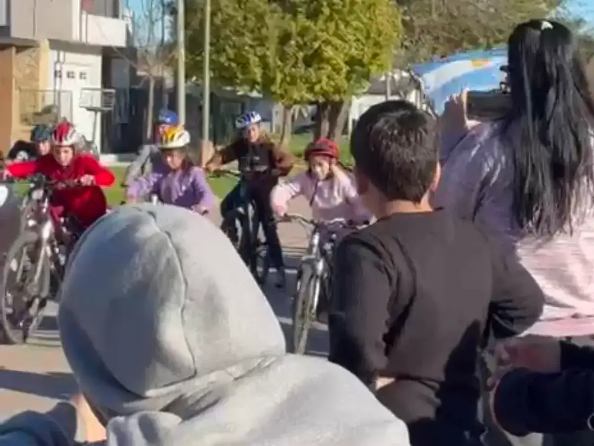 ""Ciclismo en los Barrios"