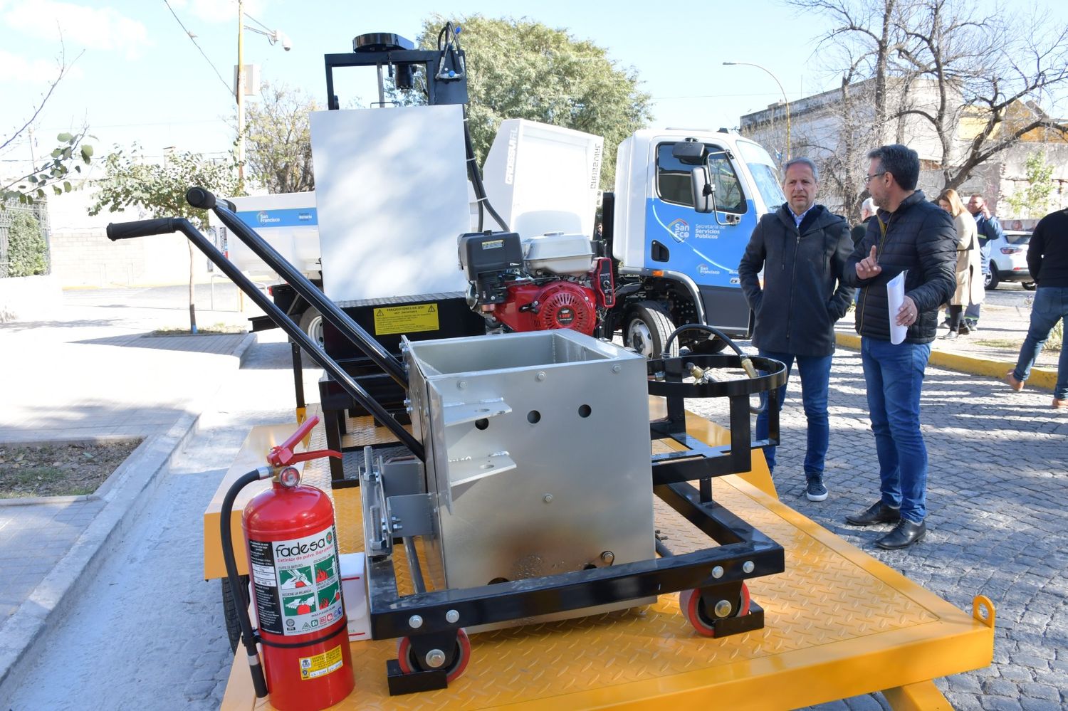El municipio presentó nuevas maquinarias adquiridas