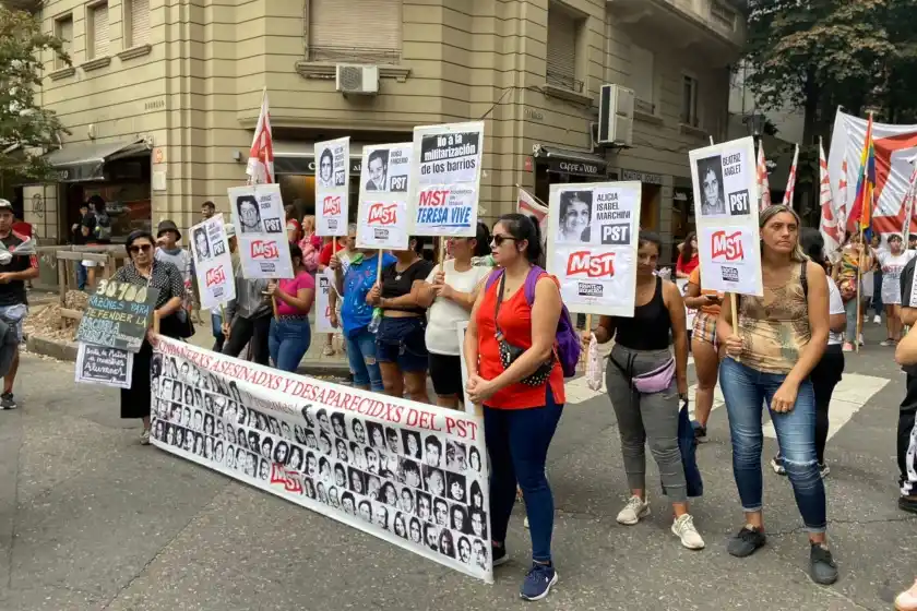 Verdad, Memoria y Justicia: marcha por el 24M en el centro de Rosario