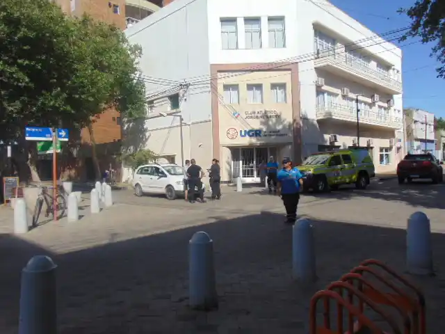 Peatón arrollado por un automóvil en el microcentro venadense 