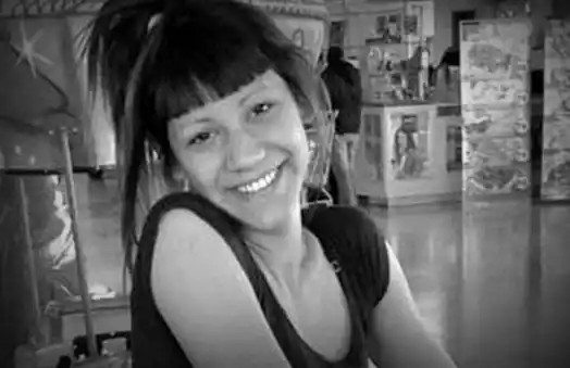 Murió Ariadna, la joven que se resistió a una violación y fue apuñalada