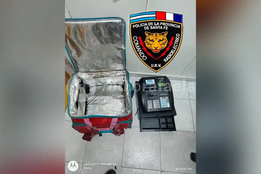 ¿Repartía cajas registradoras?: insólito hallazgo en una mochila de reparto de Pedidos Ya