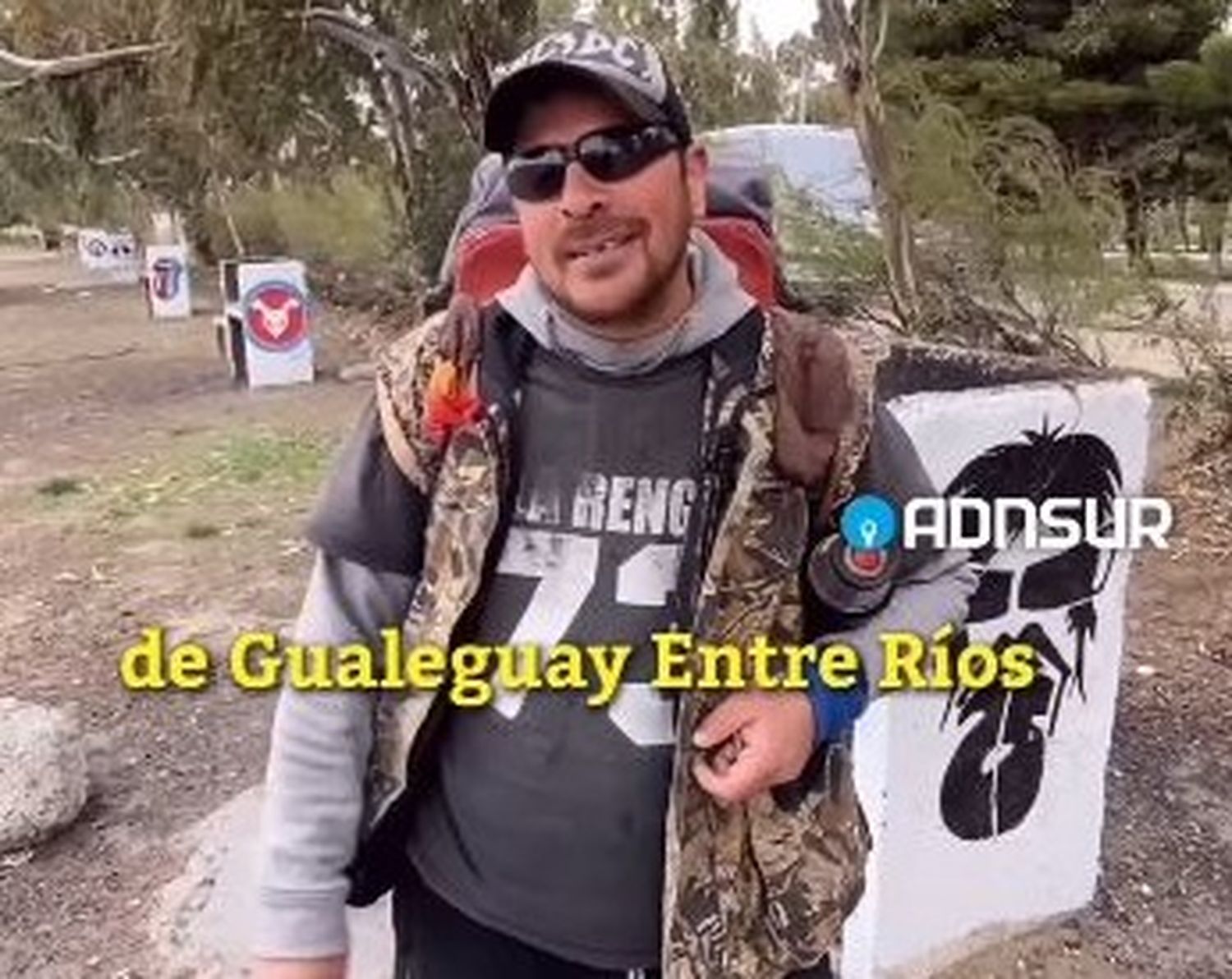 Desde Gualeguay hasta el sur, Seba mochileó para ver a La Renga en Comodoro y busca conseguir entrada