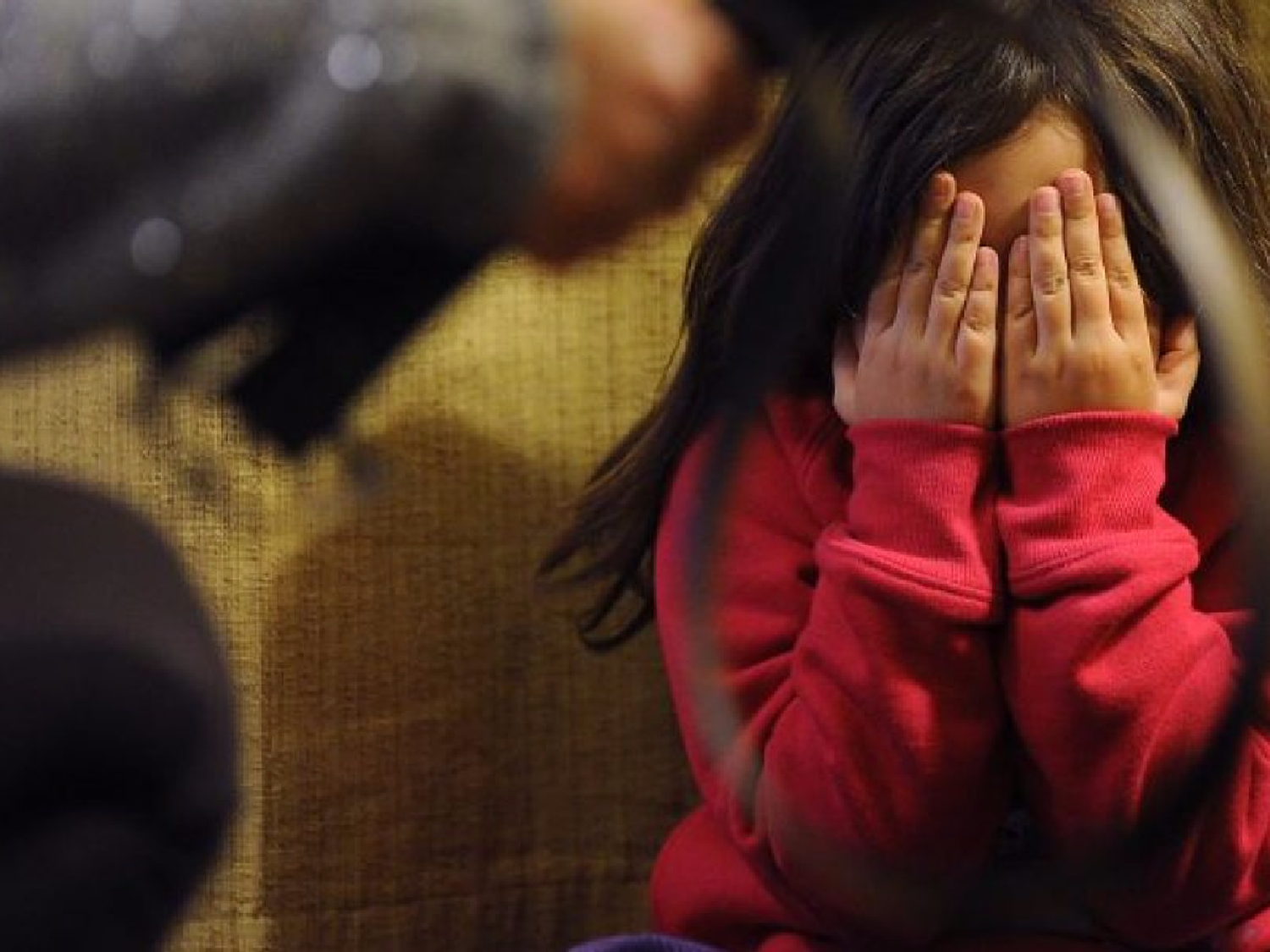 Japón estudia prohibir castigos físicos a niños