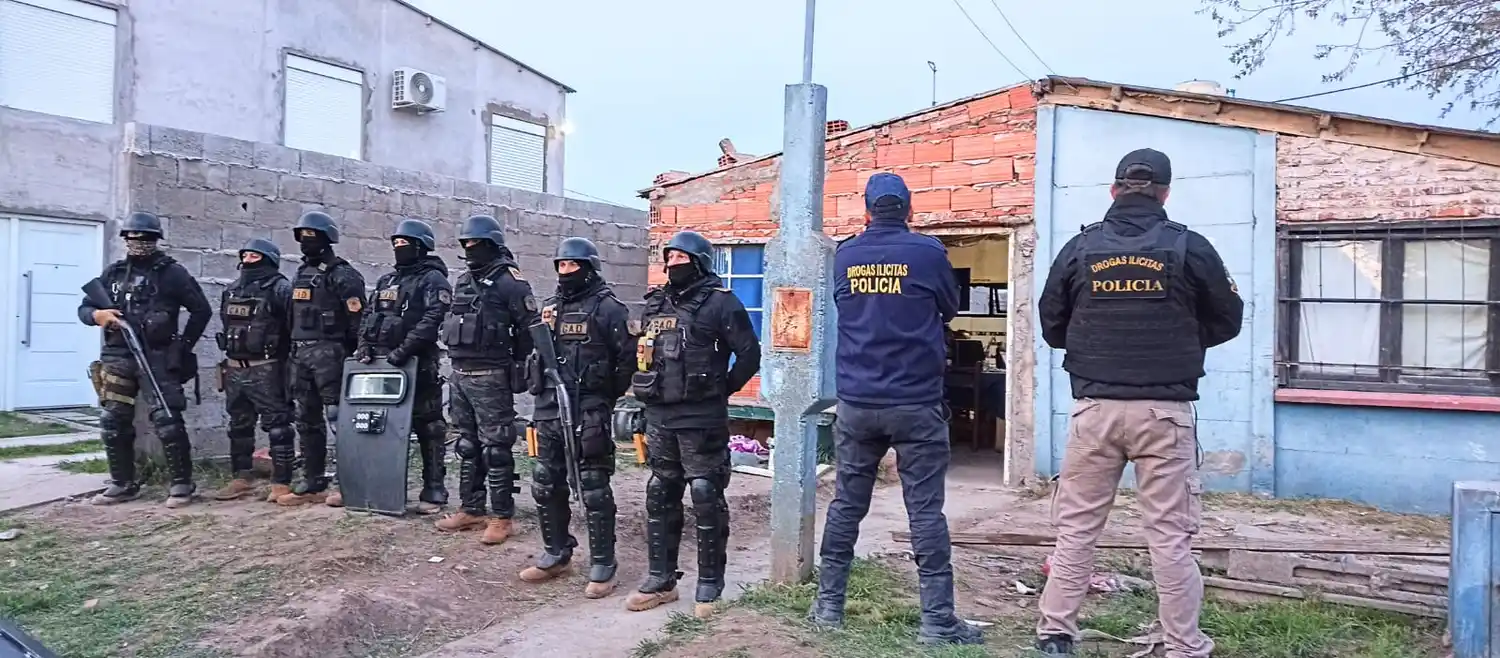 Allanamientos simultáneos por drogas en nuestra ciudad: hay detenidos