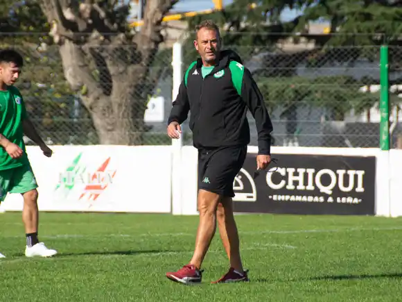 Kimberley espera por Cipolletti