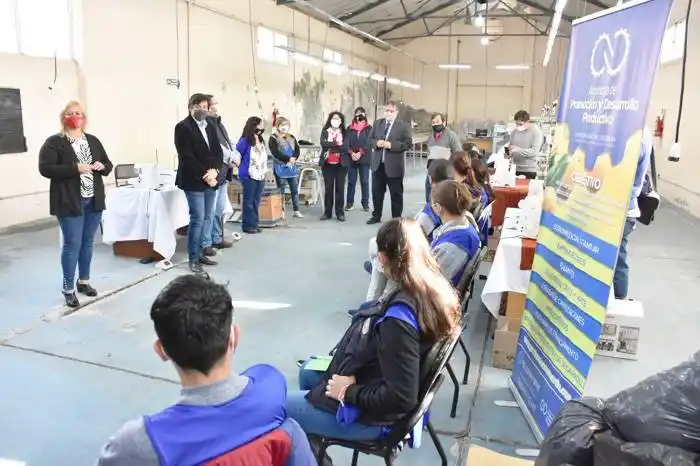Capacitaciones con el objetivo de que más jóvenes lleven adelante sus propios emprendimientos