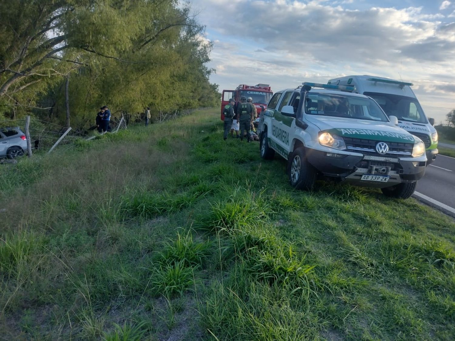 Familia lesionada en la Autovía RN12