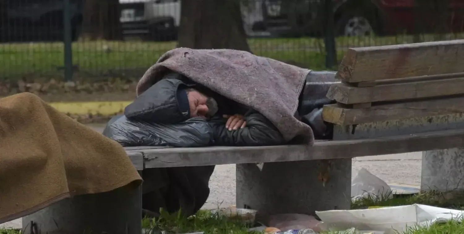 Reglamentan una Ley para garantizar los derechos humanos de las personas en situación de calle