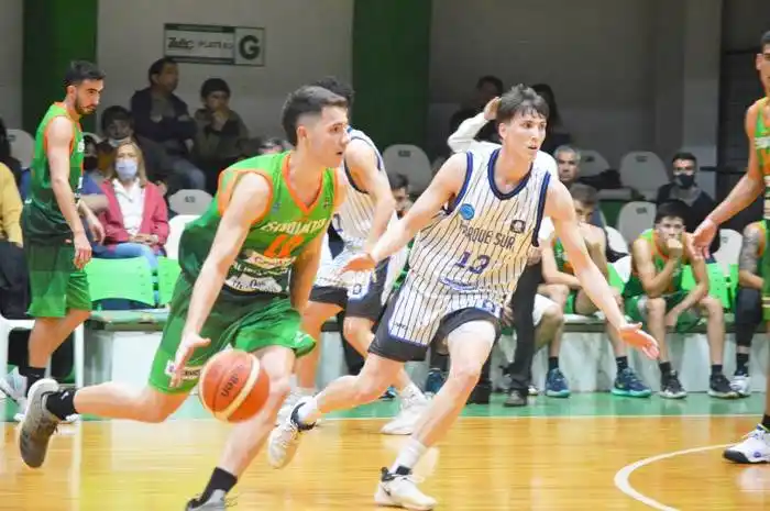 �SHay que tratar de jugar  bien y concentrados para  quedar primeros en el grupo⬝