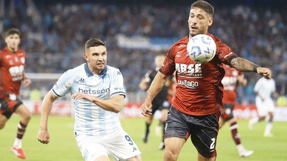 Racing le ganó a Central Córdoba un partido clave