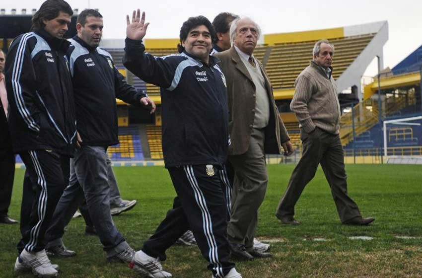 Con indiferencia: la comisión directiva de Central no prepara ningún recibimiento especial para Maradona